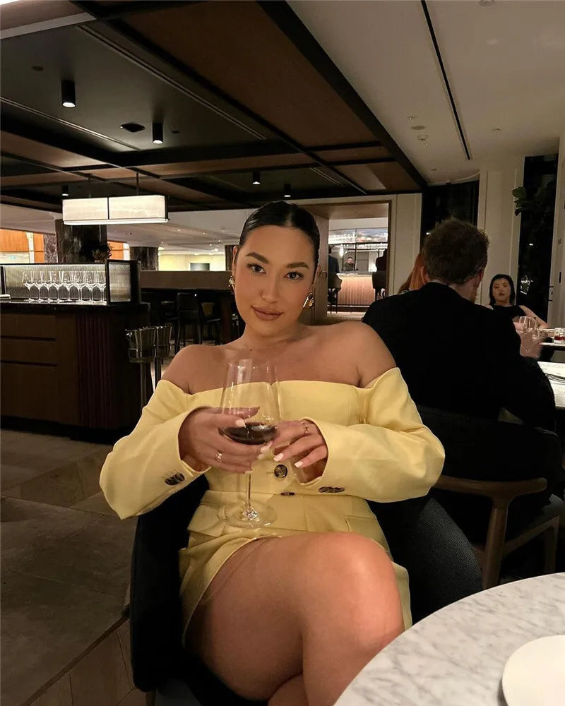 Mozision Off-shoulder Strapless Sexy Blazer Dress For Women Fashion Solid Zipper Two Pocket Long Sleeve Backless Mini Dress