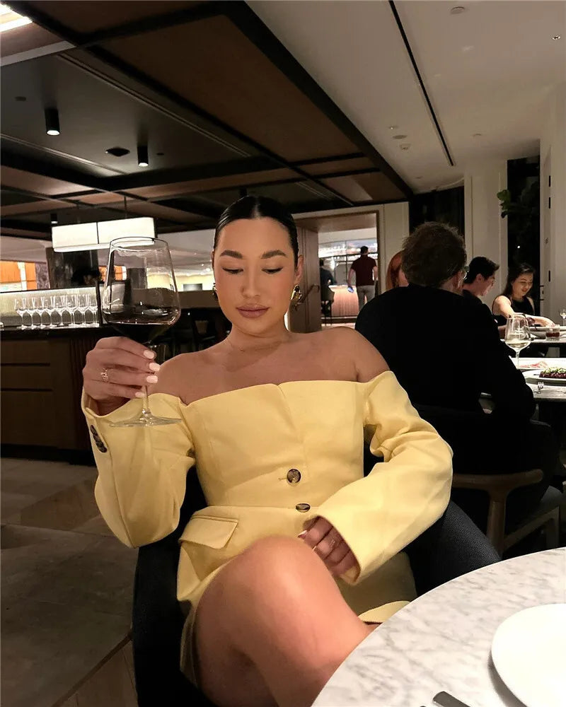 Mozision Off-shoulder Strapless Sexy Blazer Dress For Women Fashion Solid Zipper Two Pocket Long Sleeve Backless Mini Dress