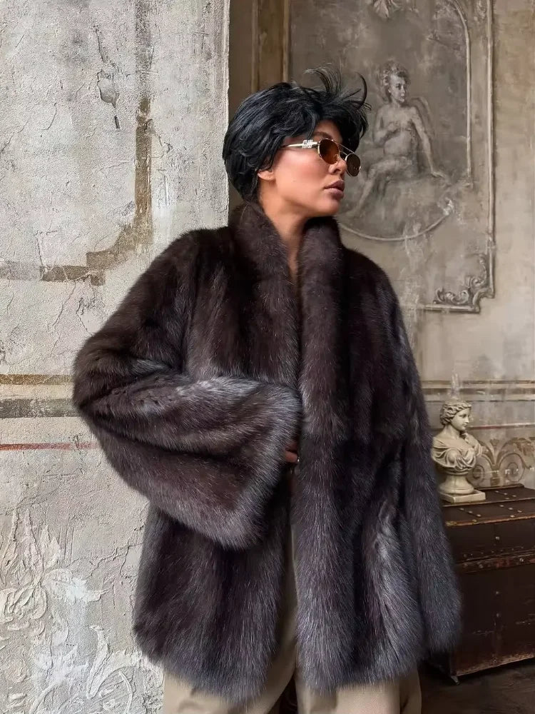 Lady Faux Fur Short Coat Women Lapel Hidden Button Full Sleeve Loose Warm Outwear 2025 New Winter Office Commute Overcoat New