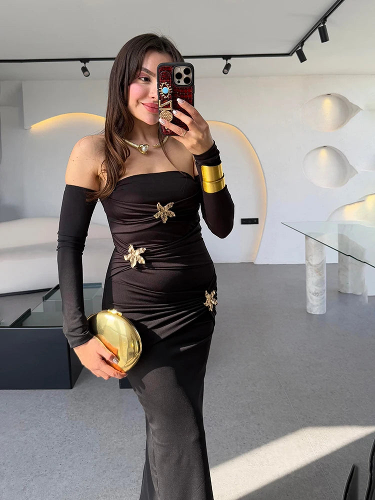 Mozision Metal Buckle Strapless Sexy Maxi Dress For Women Off-shoulder Backless Long Sleeve Ruched Bodycon Club Long Dress