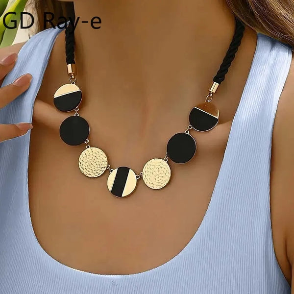 Necklace for Women Black Rope Chains Round Disc Pendant Choker Girls Gifts Fashion Jewelry Hot Sale Party Gift 2025 New Style Wofashion.xyz