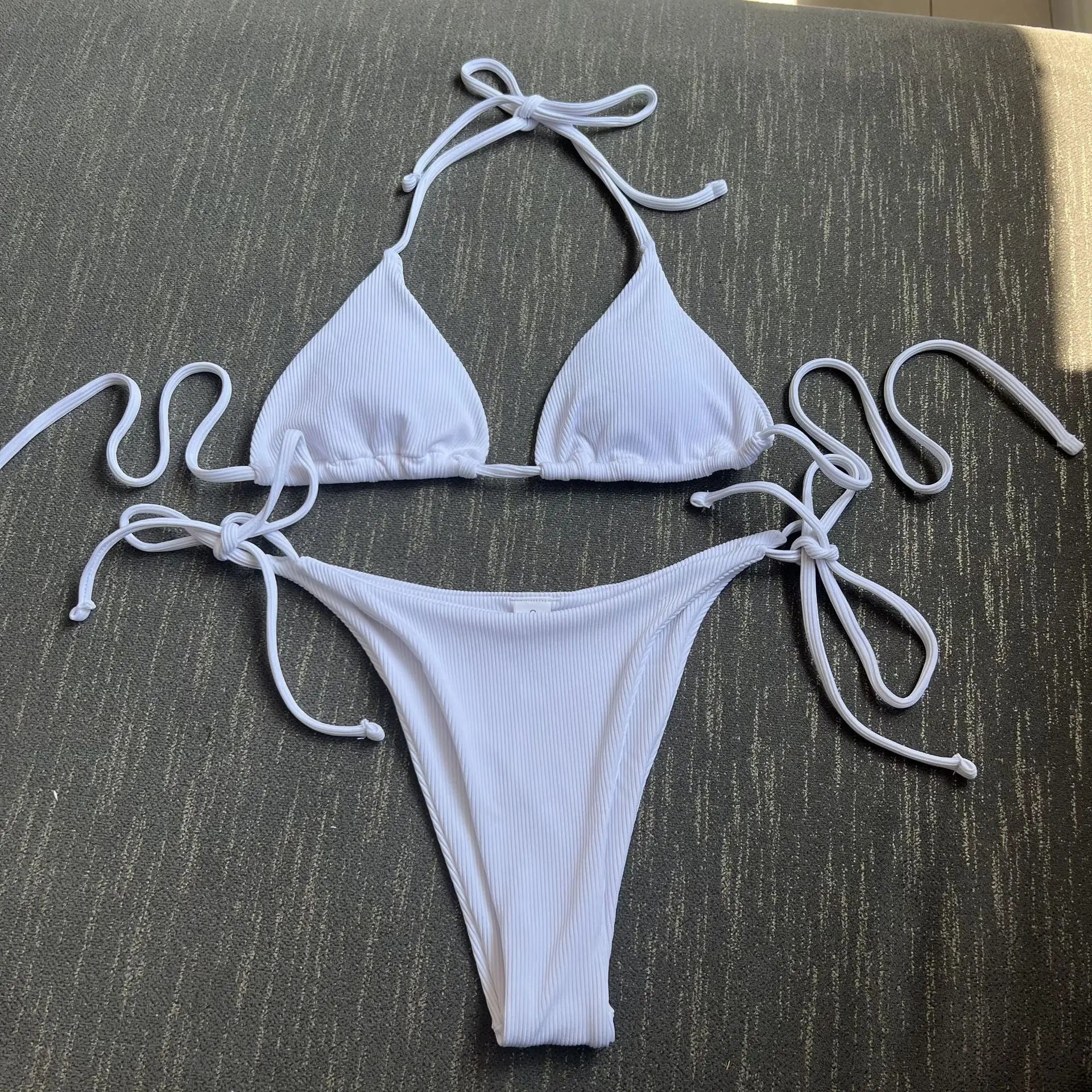New Sexy Three-point Small Pit Split Swimsuit Bikini