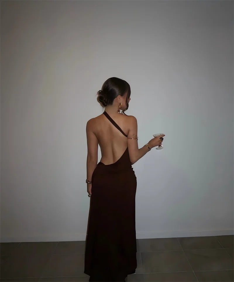 Mozision One Shoulder Backless Sexy Maxi Dress Women Gown Fashion Metal Buckle Diagonal Collar Sleeveless Draped Club Long Dress