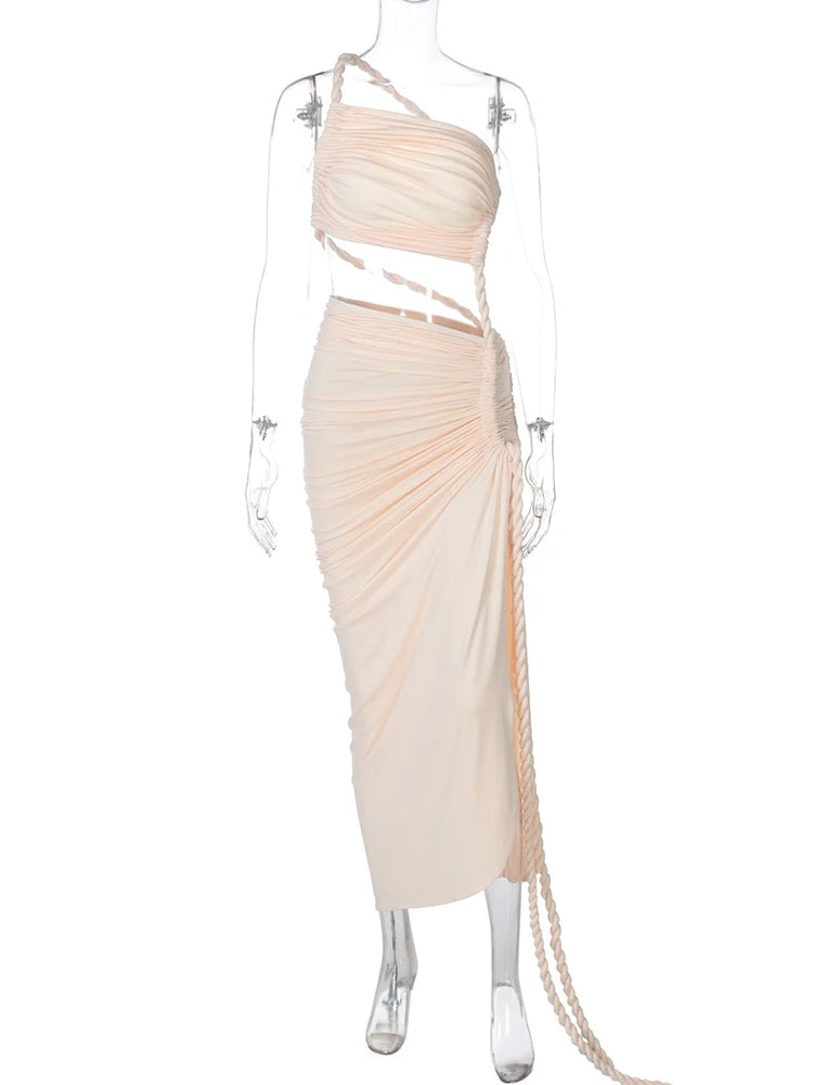 Mozision Off-shoulder Thigh High Split Sexy Maxi Dress For Women Fashion Strapless Sleeveless Ruched Bodycon Club Party Dress