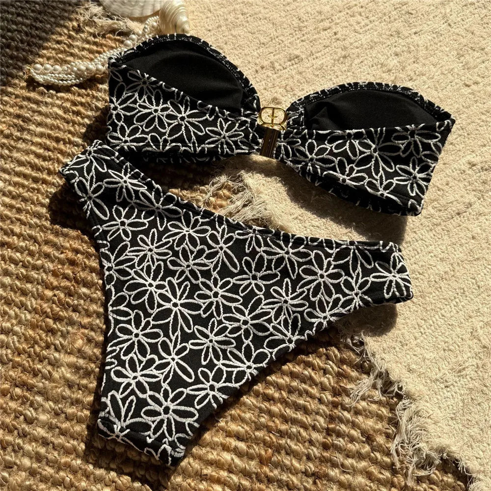 Flower Embroidery Bandeau Bikinis Sets Woman 2025 Metal Buckled Sexy Swimsuit Women High Cut Bathing Swimming Suit Bikini Mujer