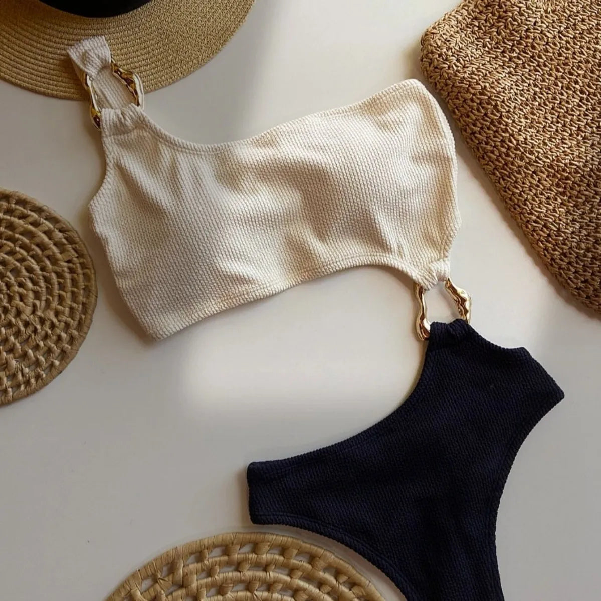 2025 new irregular metal accessories bikini one-piece swimsuit beach  ladies swimsuit