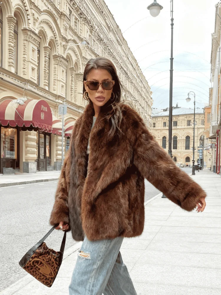 Lady Faux Fur Short Coat Women Lapel Hidden Button Full Sleeve Loose Warm Outwear 2025 New Winter Office Commute Overcoat New