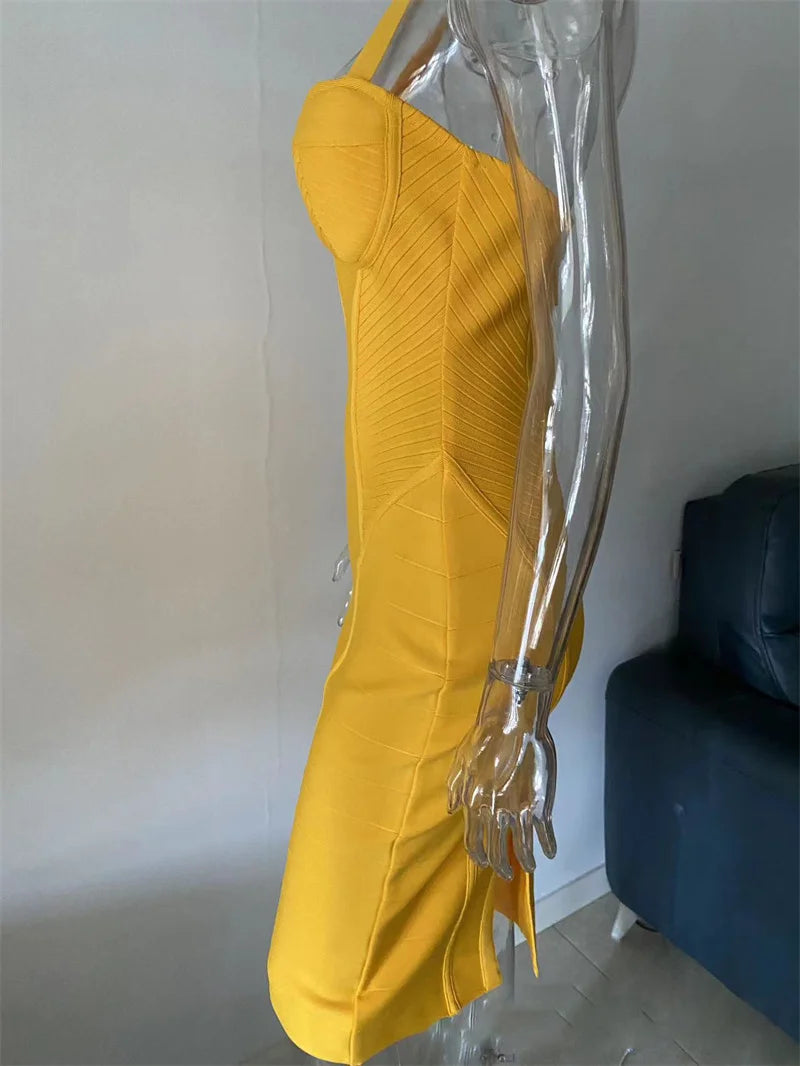 Mozision Backless Bandage Sexy Midi Dress Women Fashion Halter Off-shoulder Sleeveless Backless Bodycon Club Party Long Dress