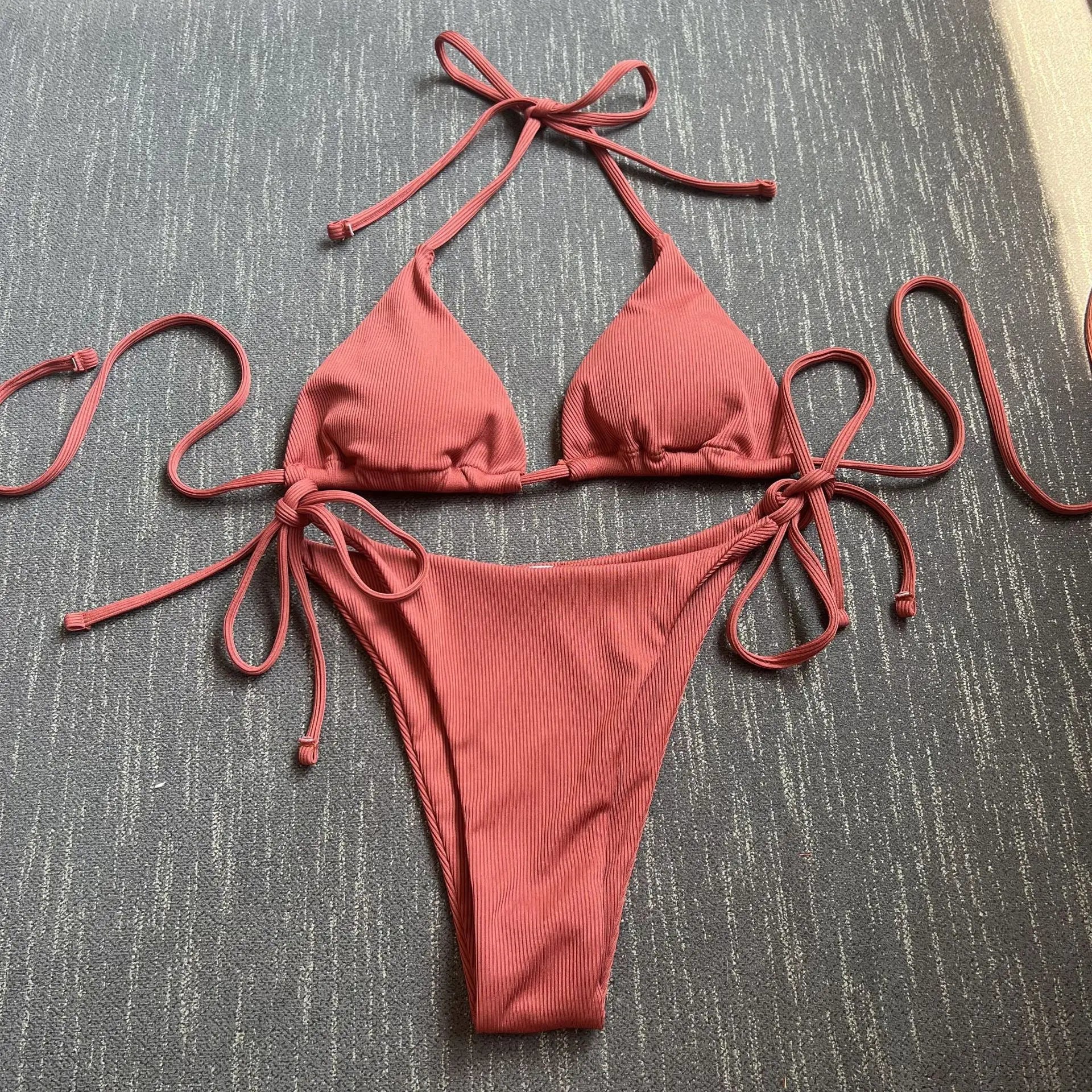 New Sexy Three-point Small Pit Split Swimsuit Bikini