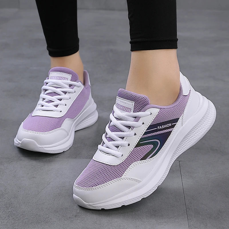 Sports shoes for women in spring and summer, lightweight, non-slip and shock-absorbing, student running shoes, mother soft-soled