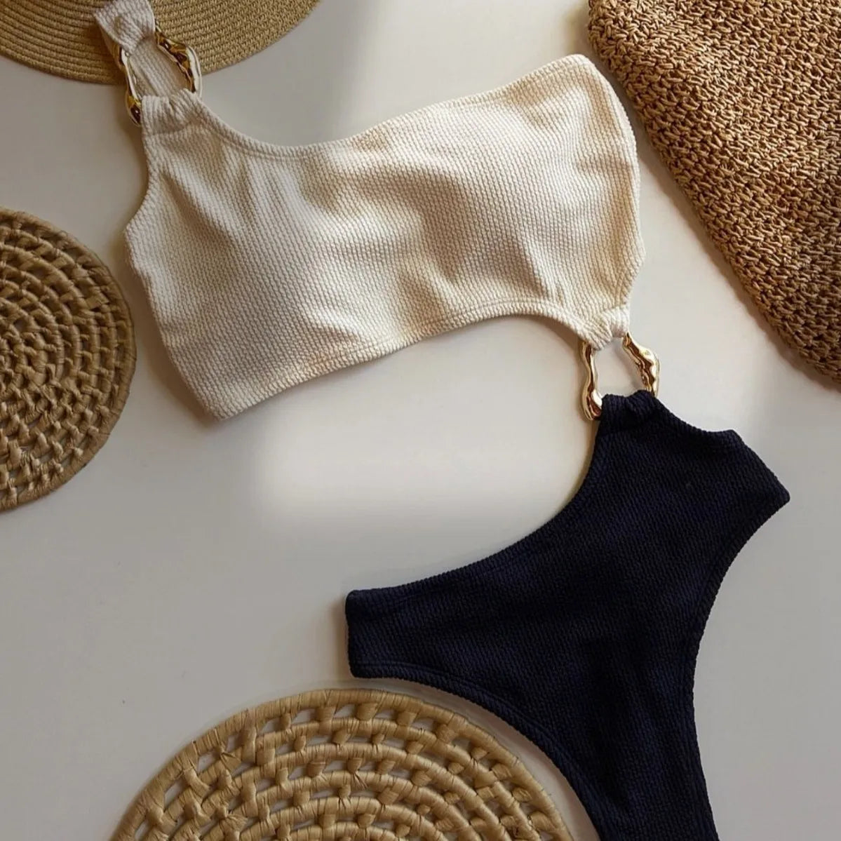 2025 new irregular metal accessories bikini one-piece swimsuit beach  ladies swimsuit