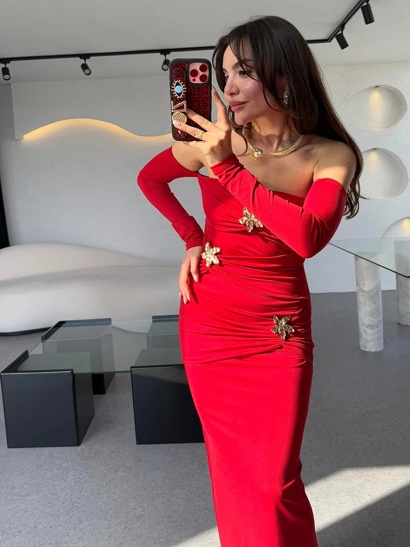 Mozision Metal Buckle Strapless Sexy Maxi Dress For Women Off-shoulder Backless Long Sleeve Ruched Bodycon Club Long Dress