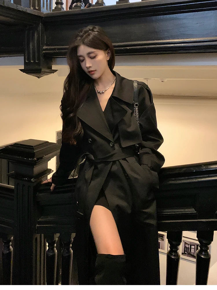 Lautaro Spring Autumn Long Black Hard Waterproof Trench Coat for Women Belt Double Breasted High Quality Luxury Overcoat 2024