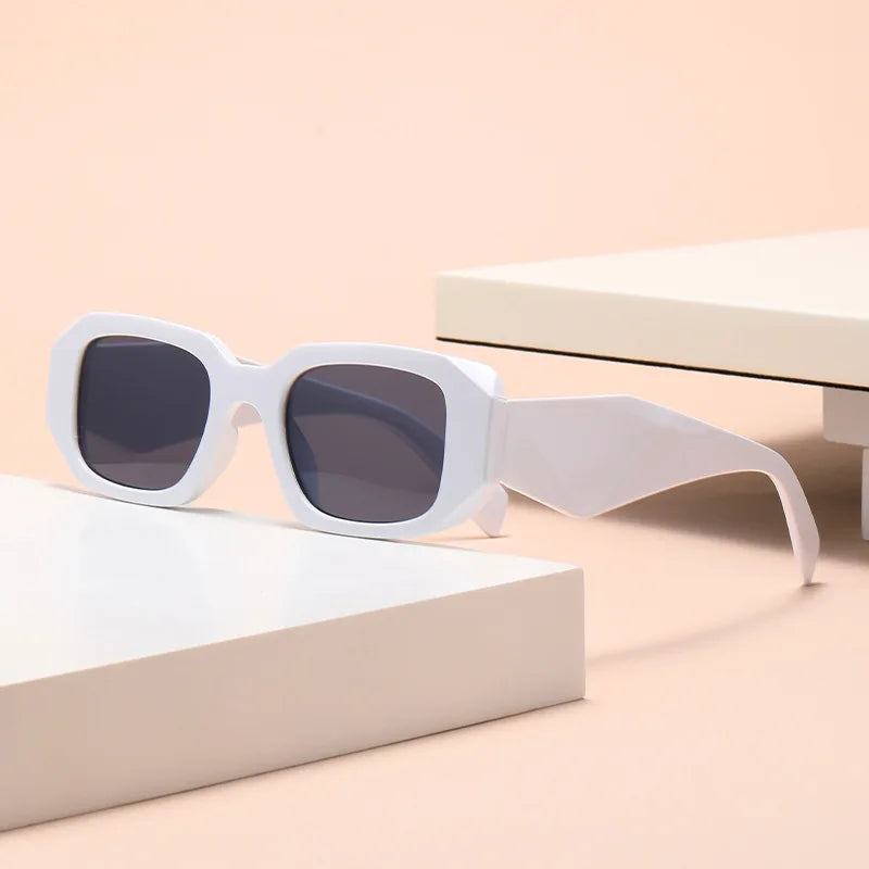 New Luxury Sunglasses for Women and Men Designer Famous Brand Glasses Square Stylish Trend Eyewear UV400