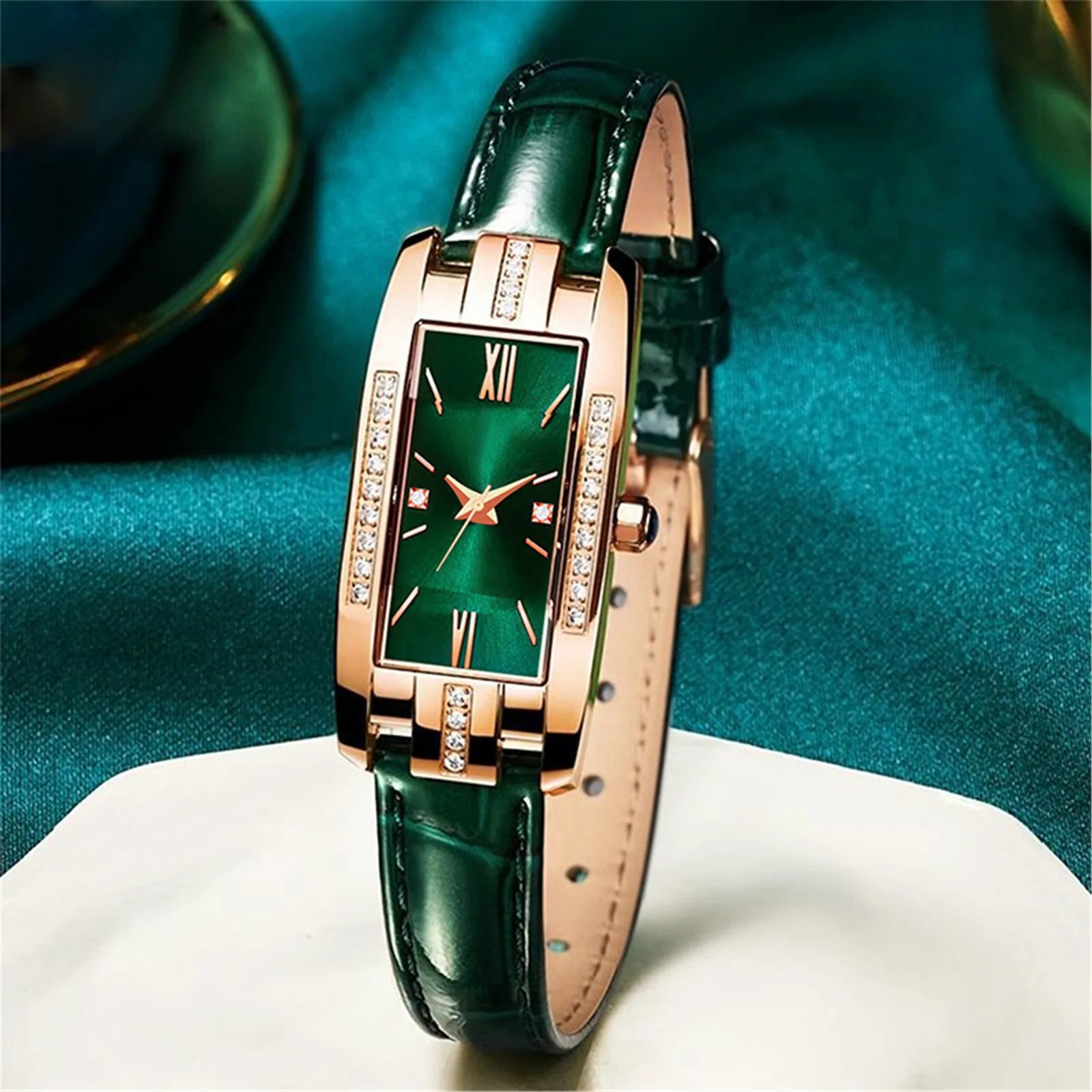 New Fashion Luxury Watches For Woman Green Crystal Small Rectangle Leather Watch Ladies Wrist Quartz Watch For Gifts Reloj Mujer