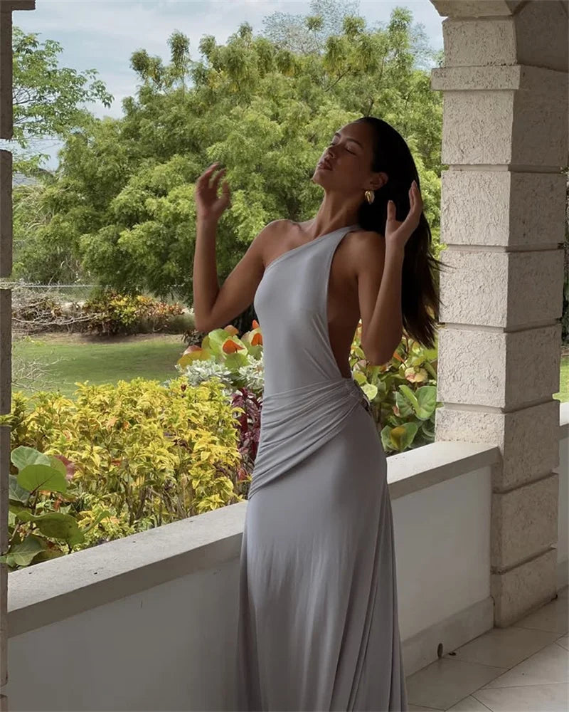 Mozision One Shoulder Backless Sexy Maxi Dress Women Gown Fashion Metal Buckle Diagonal Collar Sleeveless Draped Club Long Dress