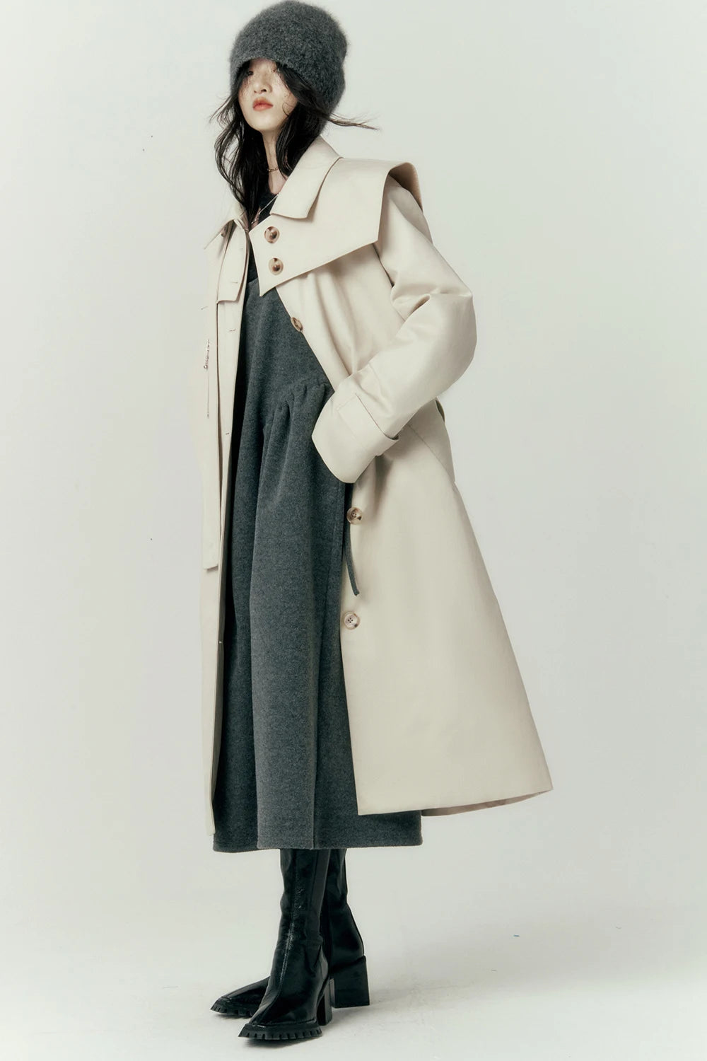 Lautaro Autumn Cool Long Trench Coat for Women Removable Sailor Collar and Pockets Belt Runway Fashion Luxury Designer Clothes