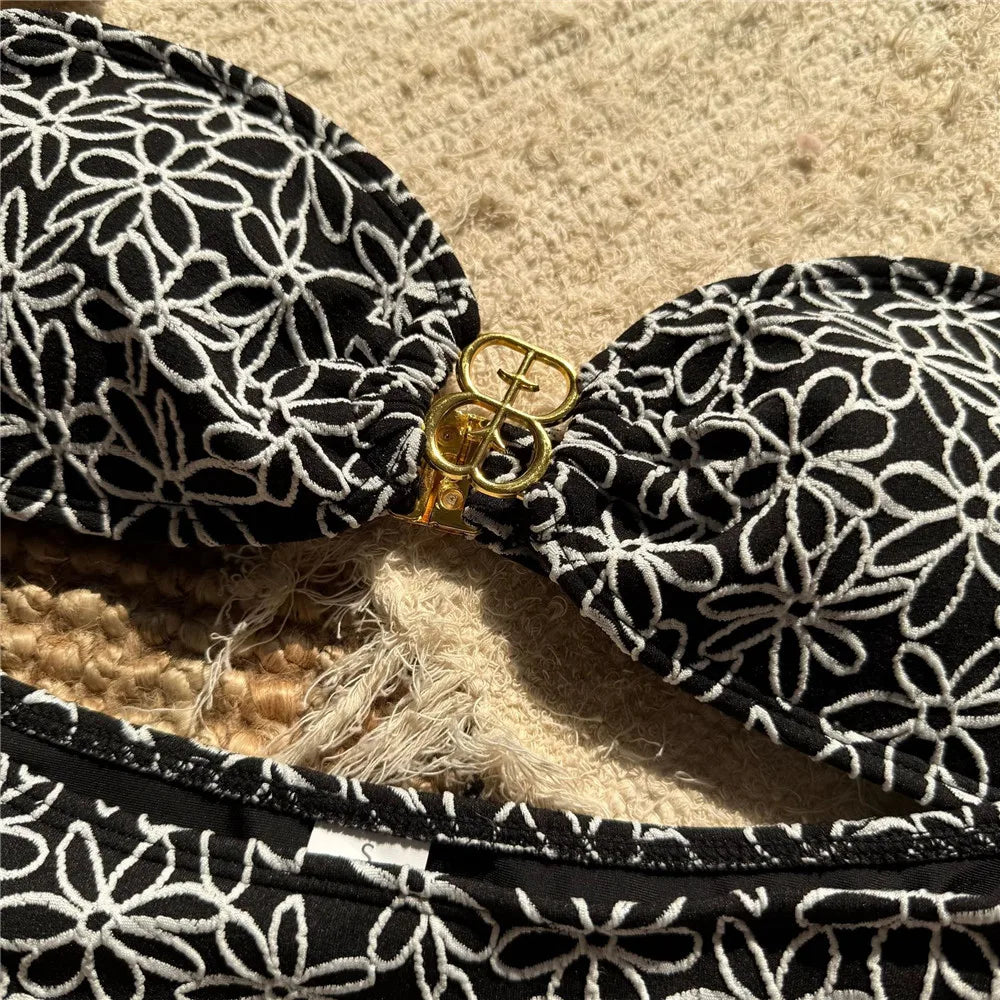 Flower Embroidery Bandeau Bikinis Sets Woman 2025 Metal Buckled Sexy Swimsuit Women High Cut Bathing Swimming Suit Bikini Mujer