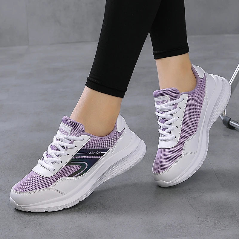 Sports shoes for women in spring and summer, lightweight, non-slip and shock-absorbing, student running shoes, mother soft-soled