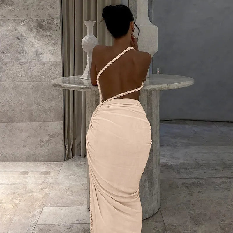 Mozision Off-shoulder Thigh High Split Sexy Maxi Dress For Women Fashion Strapless Sleeveless Ruched Bodycon Club Party Dress