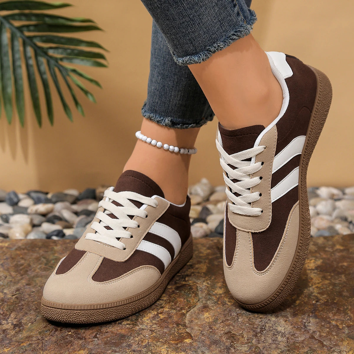 Shoes Woman 2025 Trend Casual Sneakers Comfortable Lace Up Flats Tennis Shoe Breathable Walking Jogging Shoe Zapatillas De Mujer