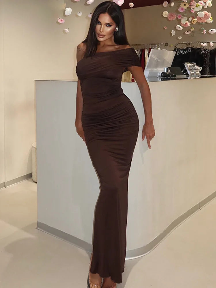 Mozision Oblique Shoulder Split Maxi Dress For Women Sleeveless Slim Fit Elegant Gown Summer Fashion Club Party Long Party Dress