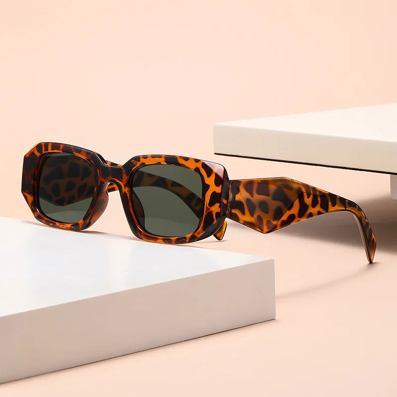 New Luxury Sunglasses for Women and Men Designer Famous Brand Glasses Square Stylish Trend Eyewear UV400