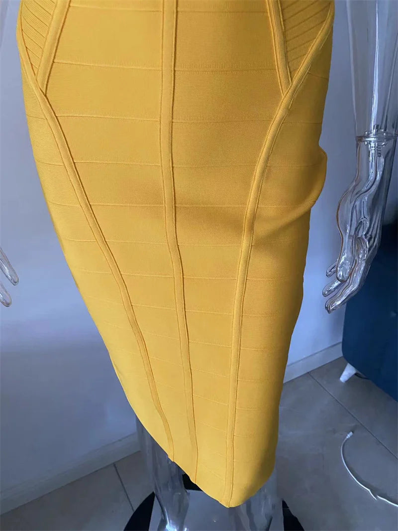 Mozision Backless Bandage Sexy Midi Dress Women Fashion Halter Off-shoulder Sleeveless Backless Bodycon Club Party Long Dress