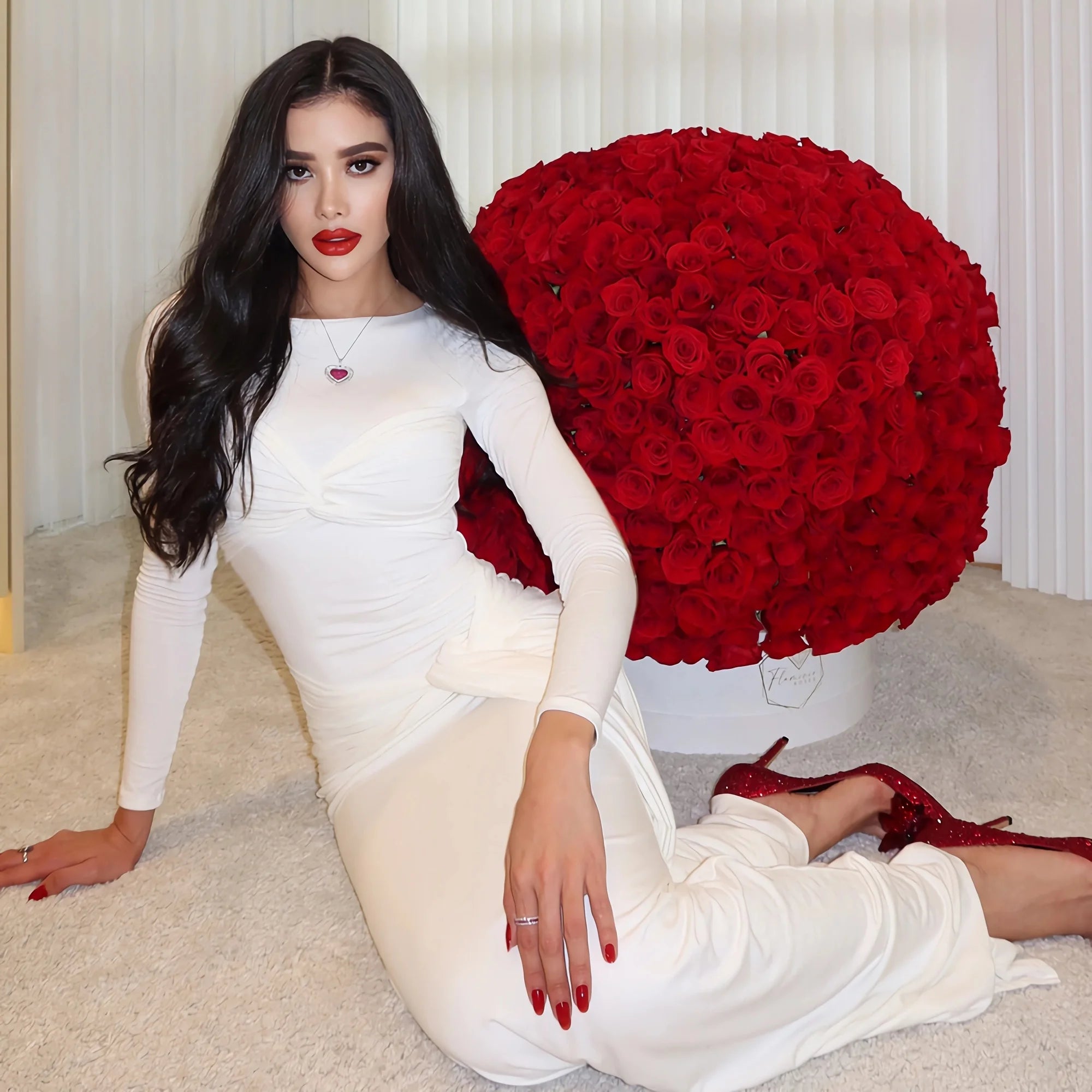 Sexy Elegant Party Dress Women White Long Sleeve Pleated Midi Dress for Evening Dinner Club