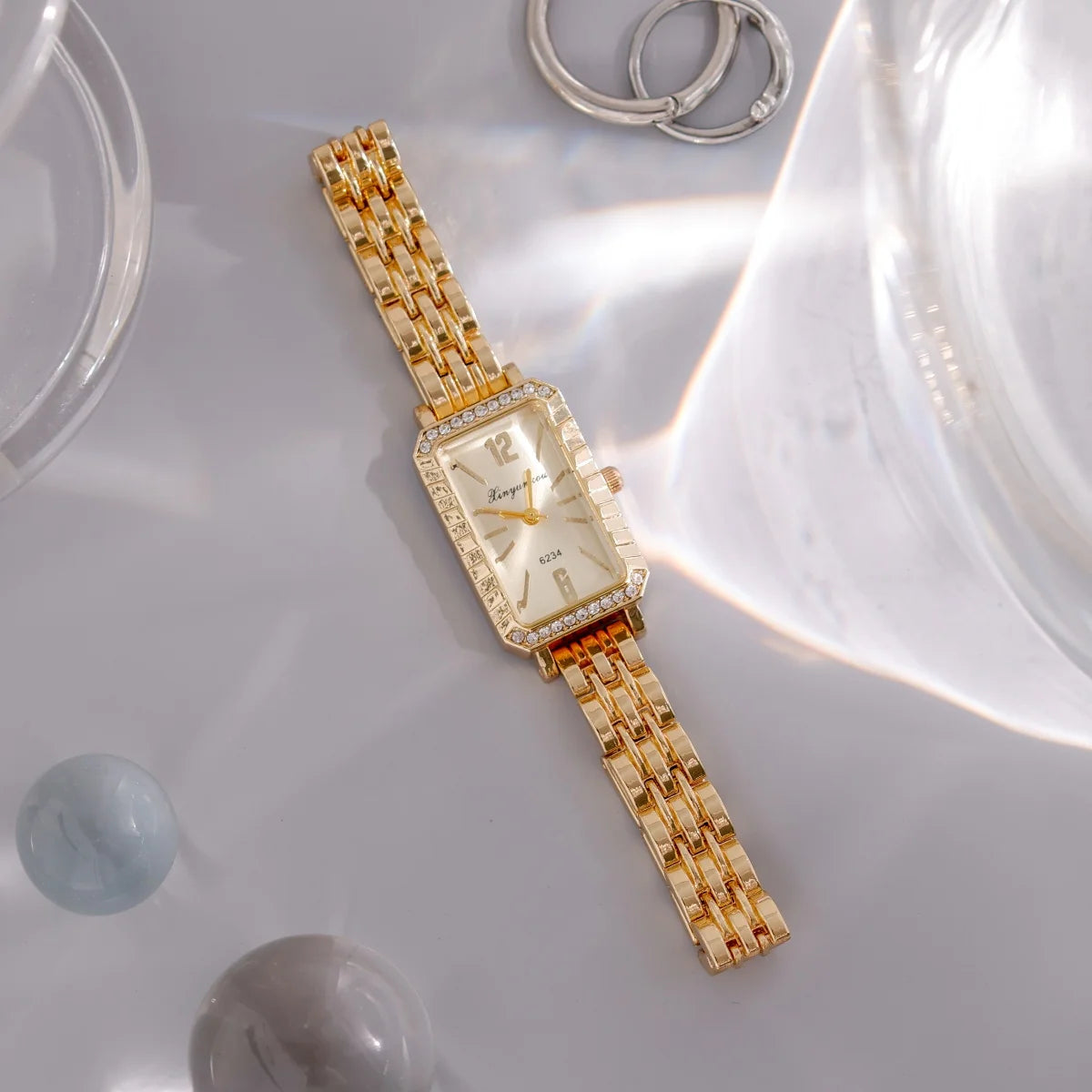 Women's Classic Watch Distinctive Rectangular Dial Sophisticated Chain Strap Durable Quartz Engine Christmas and Birthday Gifts