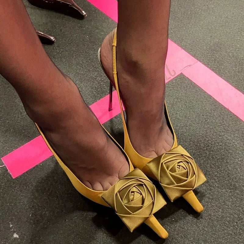 2025 Summer New Brand Luxury High-heeled Sandals Pointed Toe Fashion Flower Decoration Women Pumps Sexy Thin Heels Femme Shoes