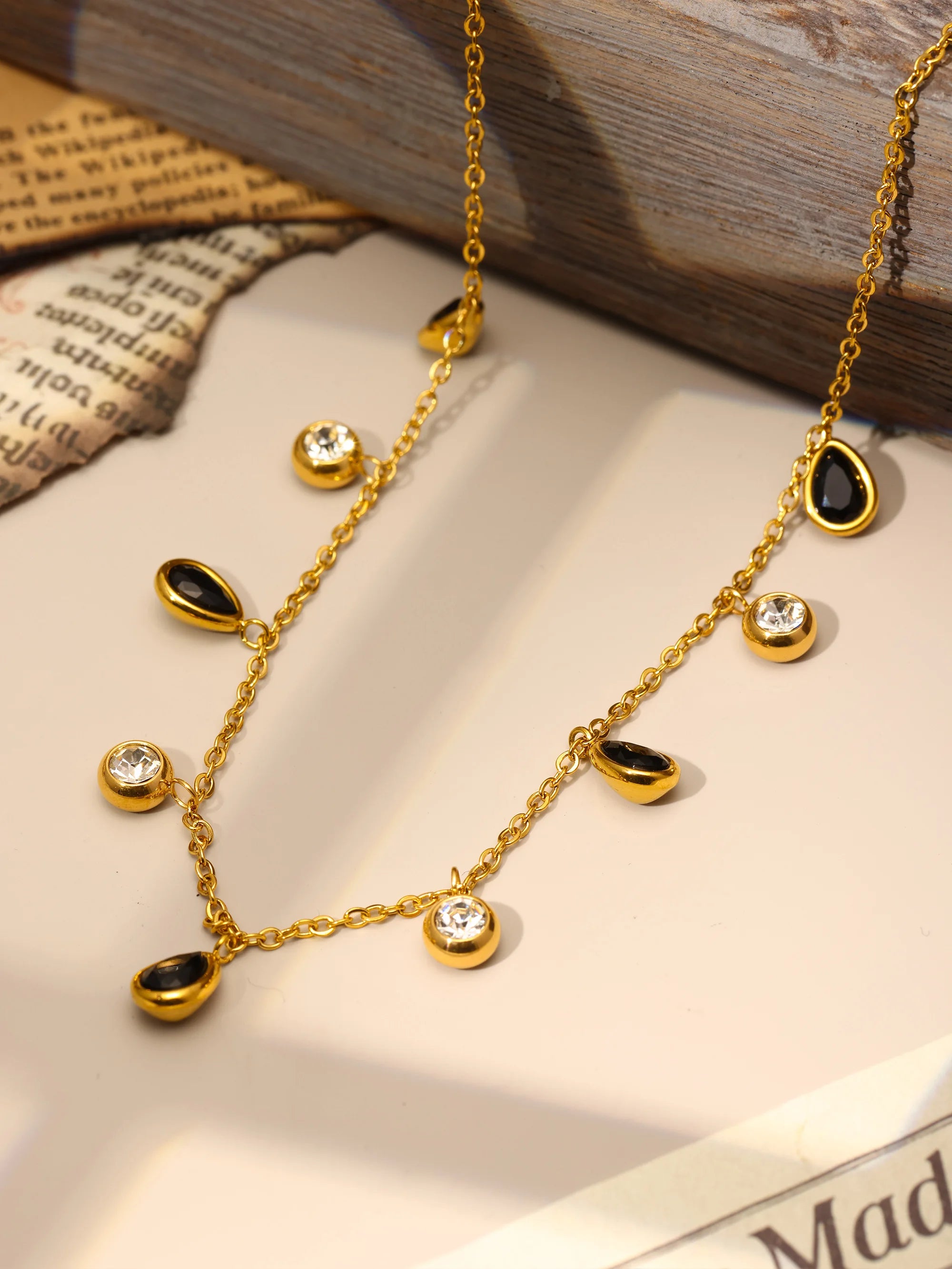 Beautiful Necklace for Women Red Green Zircon Tassel Stainless Steel Waterproof O Chain Gold Plated Charm Jewelry Gift