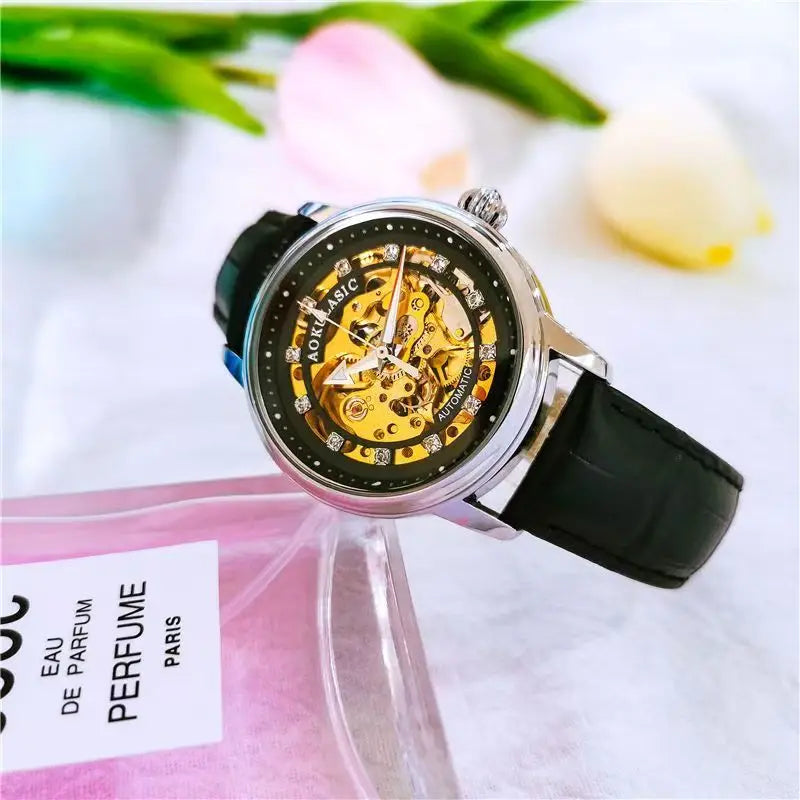 High-End, Luxurious, Elegant, Hollow-Out, Diamond-Encrusted, Fully Automatic Mechanical Watch for Women, with a Small, Fashionable, Simple Design, Luminous, Waterproof, Trendy for Female Students, the Best Gift for Her