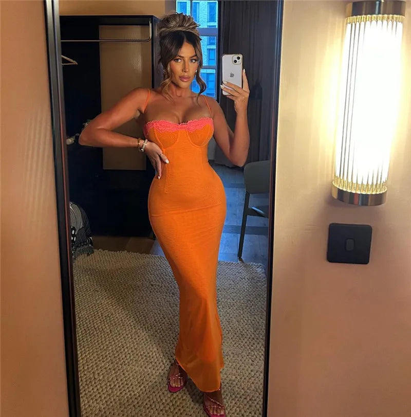 Mozision Lace Spaghetti Strap Bodycon Maxi Dress Women Gown Patchwork Fashion Sleeveless Backless Sexy Club Party Dress Elegant