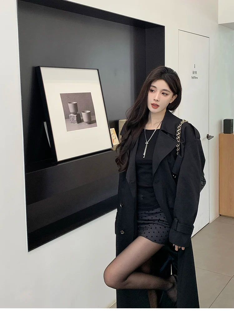 Lautaro Spring Autumn Long Black Hard Waterproof Trench Coat for Women Belt Double Breasted High Quality Luxury Overcoat 2024